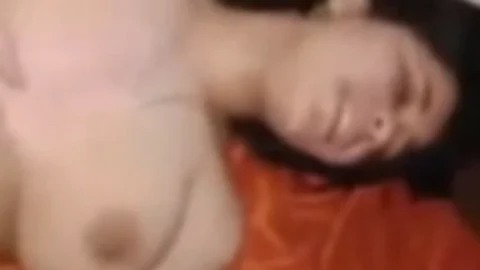 Cute Paki Aunty Bedroom Video