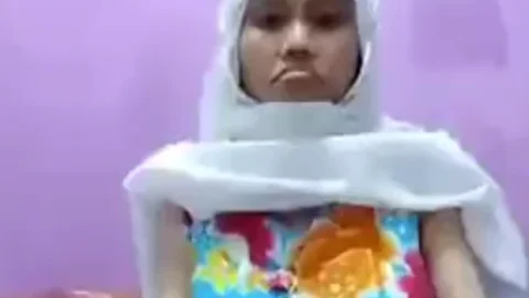 Nepali Girl Show Boobs And Pussy