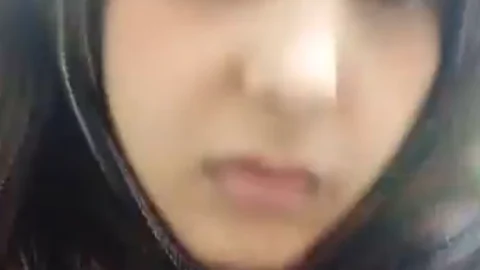 Paki Cute Girl Show Pink Boobs